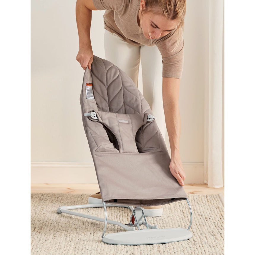 Transat Bliss Woven - Sable-Babybjorn-BAJ-006317US-CLÉMENT