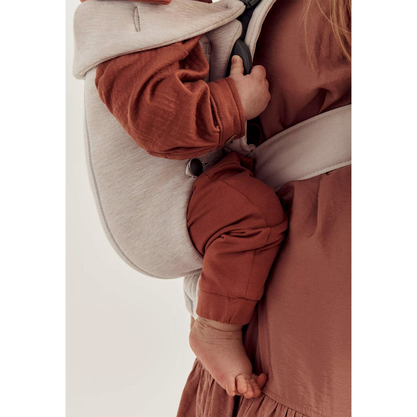 Porte-Bébé Mini 3D Jersey - Beige-Babybjorn-BAJ-021087CA-CLÉMENT