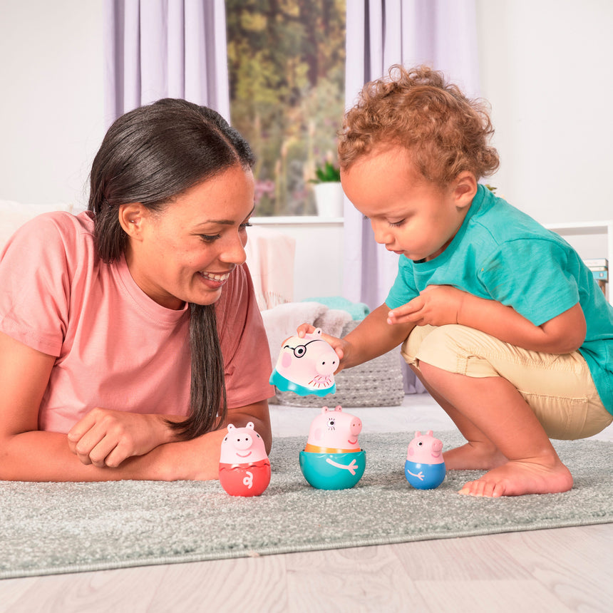 Famille Peppa à Empiler-Lamaze-FYE-E73526-CLÉMENT