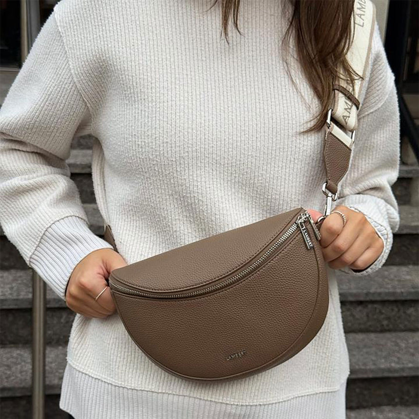 Sac banane Lauren en cuir vegan - Taupe-Lambert-LBT-LAURENTAPB-CLÉMENT
