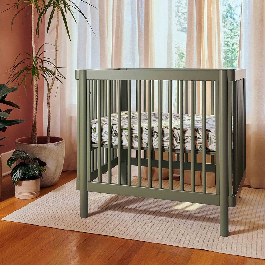 Couchette Convertible 8-en-1 Pogo avec kits de conversion - Olive-Babyletto-LET-M29880OL-CLÉMENT