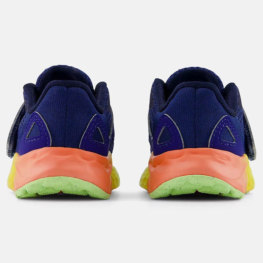 Soulier Arishi V4 Pointures 3-10-New Balance-NEB-IARI2RI-CLÉMENT