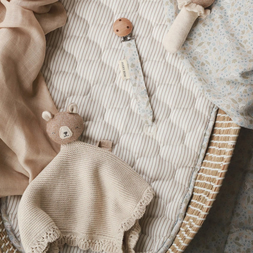 Doudou Tricot Ours-Avery Row-AVR-CCLBBE-CLÉMENT
