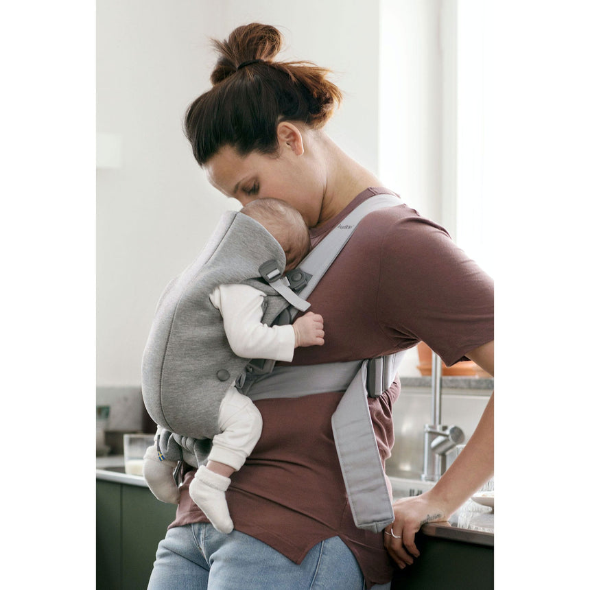 Porte-Bébé Mini 3D Jersey - Gris Light-Babybjorn-BAJ-021072CA-CLÉMENT