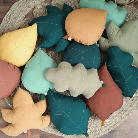 Coussin Feuille de Chêne - Olive-The Butter Flying-BUT-PILOAKOL-CLÉMENT