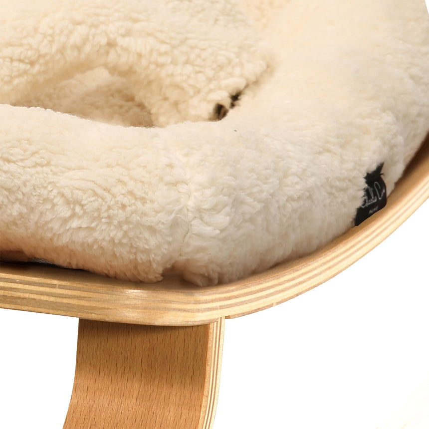 CCE-LEVO-FURMILK_H.JPG