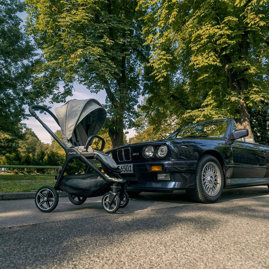 Poussette Triv Next BMW - Graphene-Nuna-GRA-ST16624GRA-CLÉMENT