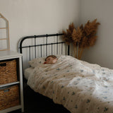 Douillette & taie d’oreiller - Mousseline Bleuet-House of Elia-HOE-CFTR-F2022BL-CLÉMENT