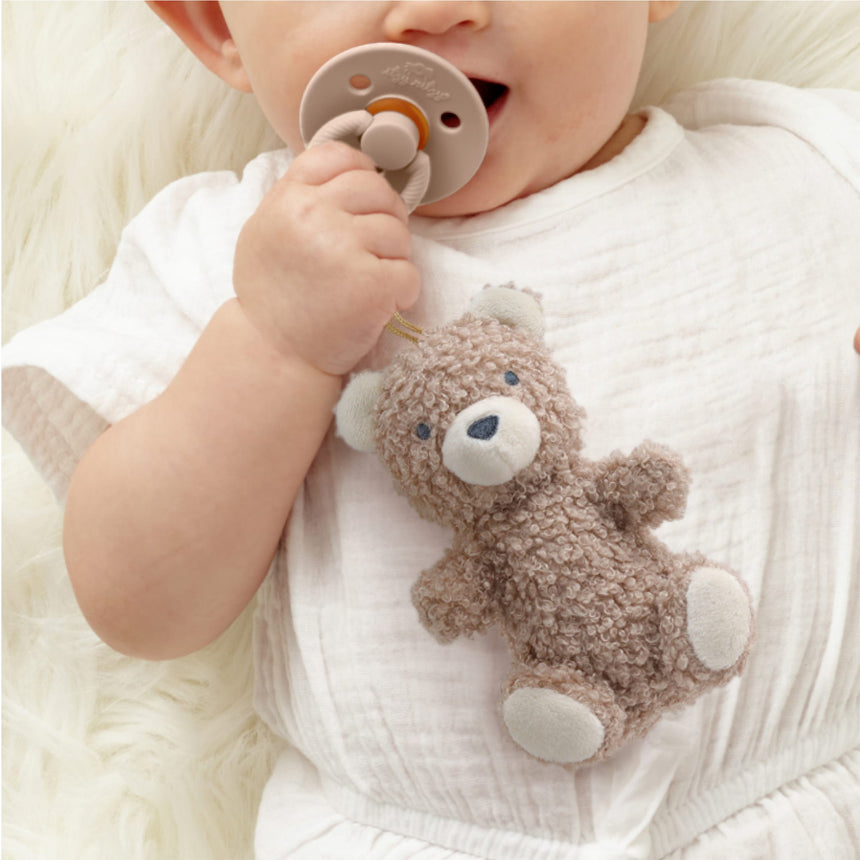 Peluche et Suce - Petit Ours-itzy ritzy-ITZ-704901692-CLÉMENT