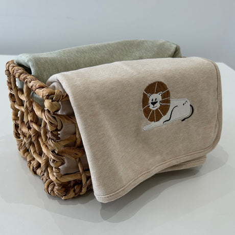 Couverture Lion Taupe-Simmons-JAS-39255-CLÉMENT