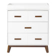 Meuble à Langer 3 Tiroirs Scoot - Blanc / Noyer-Babyletto-LET-M5823WNL-CLÉMENT