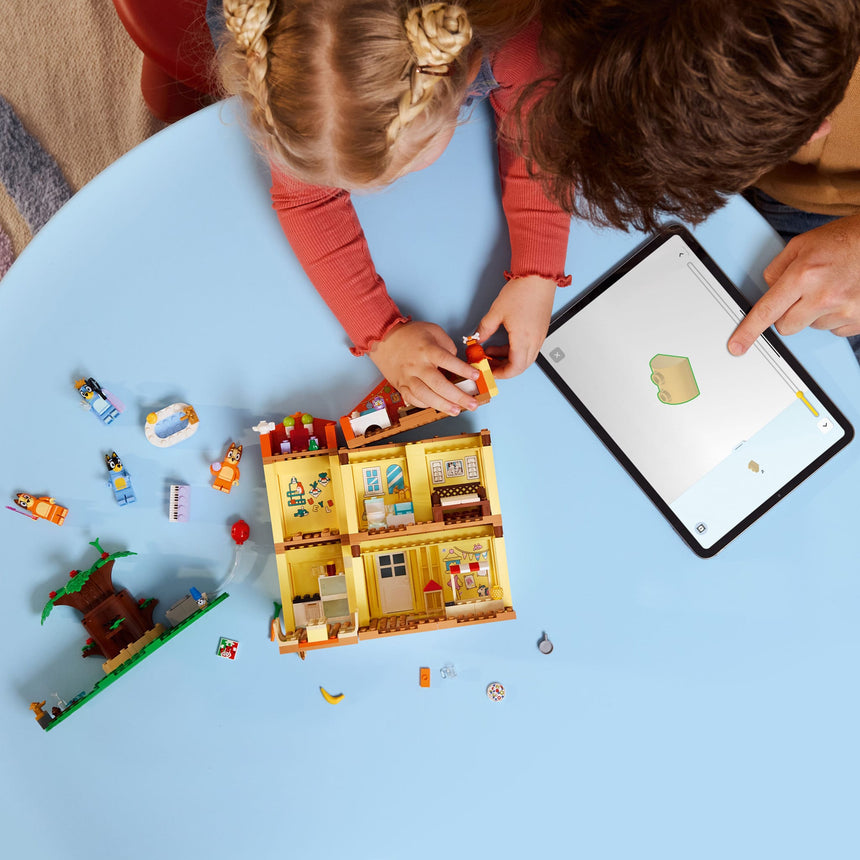 LEGO® Bluey : La maison de la famille de Bluey-LEGO®-LGO-11203-CLÉMENT