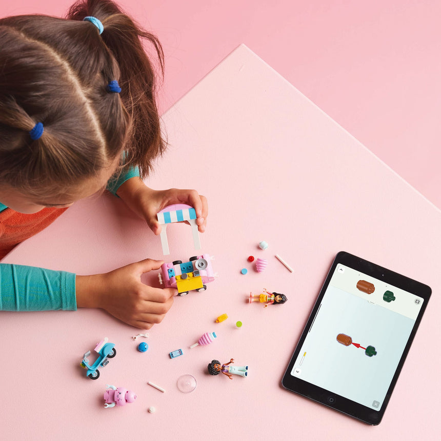 LEGO® Friends Le kiosque de barbe à papa et le scouteur-LEGO®-LGO-42643-CLÉMENT