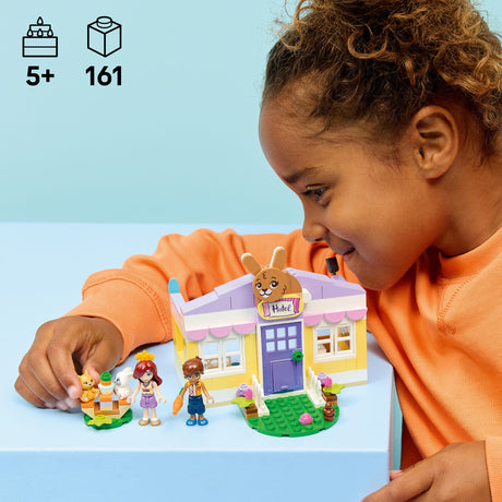 LEGO® Friends L’hôtel des lapins de Heartlake-LEGO®-LGO-42679-CLÉMENT