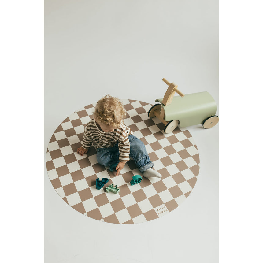 Tapis Catch All pour les repas et les jeux – Damier caramel-Milly Stone-MLS-CAM024-CLÉMENT