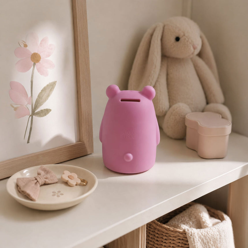Tirelire en silicone – Ours – Lait à la fraise-Milly Stone-MLS-SILBANK002-CLÉMENT