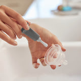 Brosse à Biberon 2-en-1 Ventouse Bristle™ - Gris-Munchkin-MUN-38106-CLÉMENT