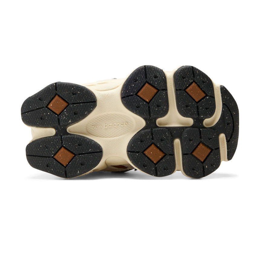 Soulier 9060 Pointures 5-10-New Balance-NEB-I90602Y4-CLÉMENT