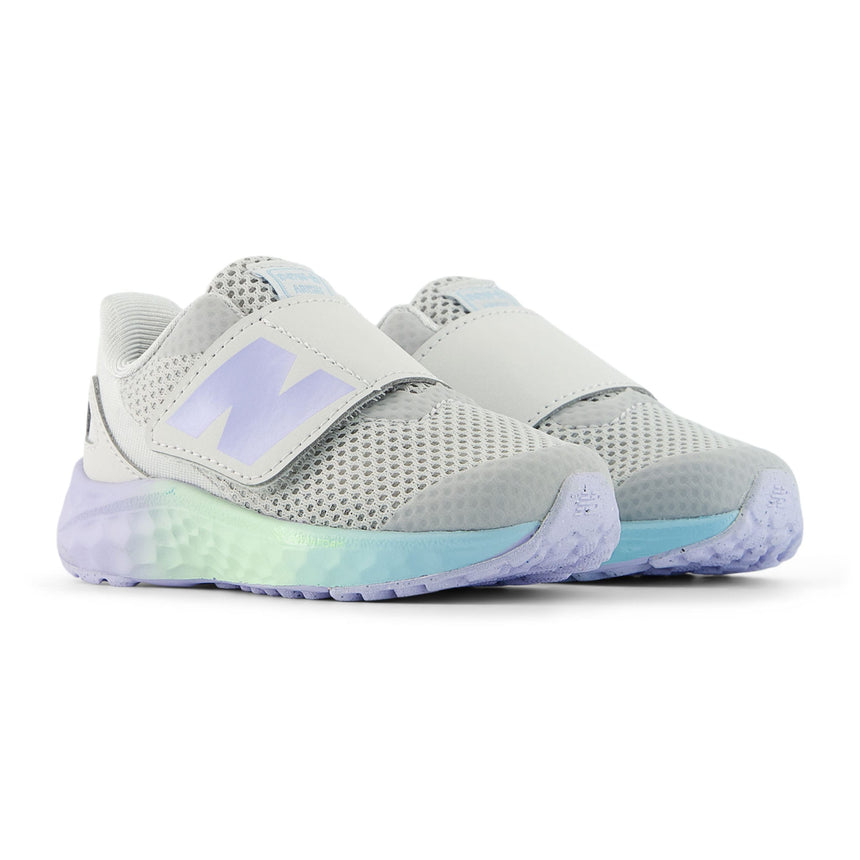 Soulier Arishi V4 Pointures 4-10-New Balance-NEB-IARI8KM-CLÉMENT