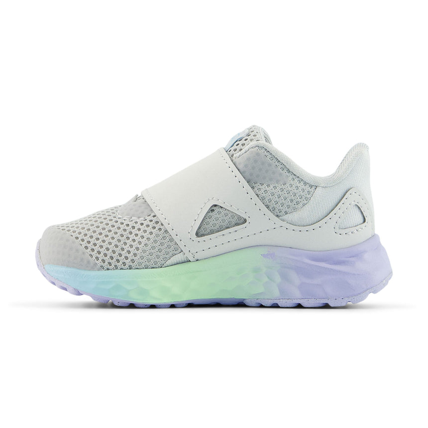 Soulier Arishi V4 Pointures 4-10-New Balance-NEB-IARI8KM-CLÉMENT