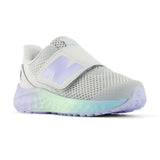 Soulier Arishi V4 Pointures 4-10-New Balance-NEB-IARI8KM-CLÉMENT
