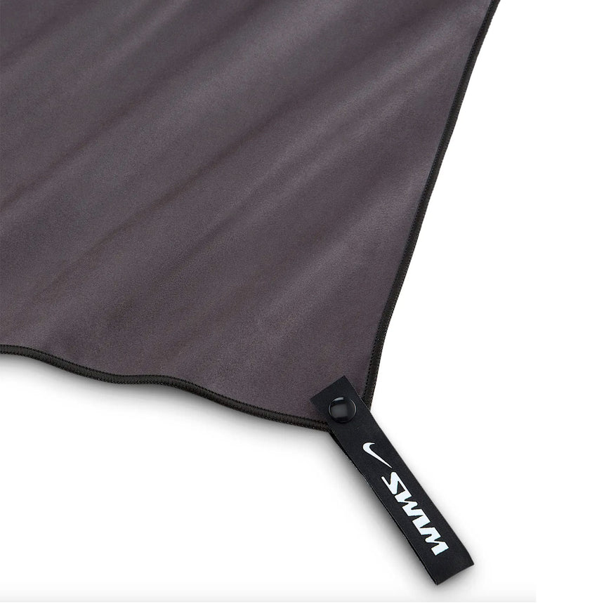 Serviette de Plage Nike - Noire-Nike-NI2-NESSD129-001-CLÉMENT