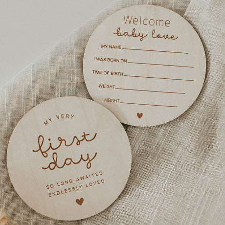 Pastille en bois - Birth Wooden Milestone Disc (anglais seulement)-Le petit Tableau Noir-PTN-PASTBBANG-CLÉMENT