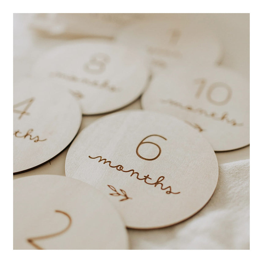 Pastilles en bois - Wooden Baby Milestones (anglais seulement)-Le petit Tableau Noir-PTN-PASTFIRSTYEA-CLÉMENT