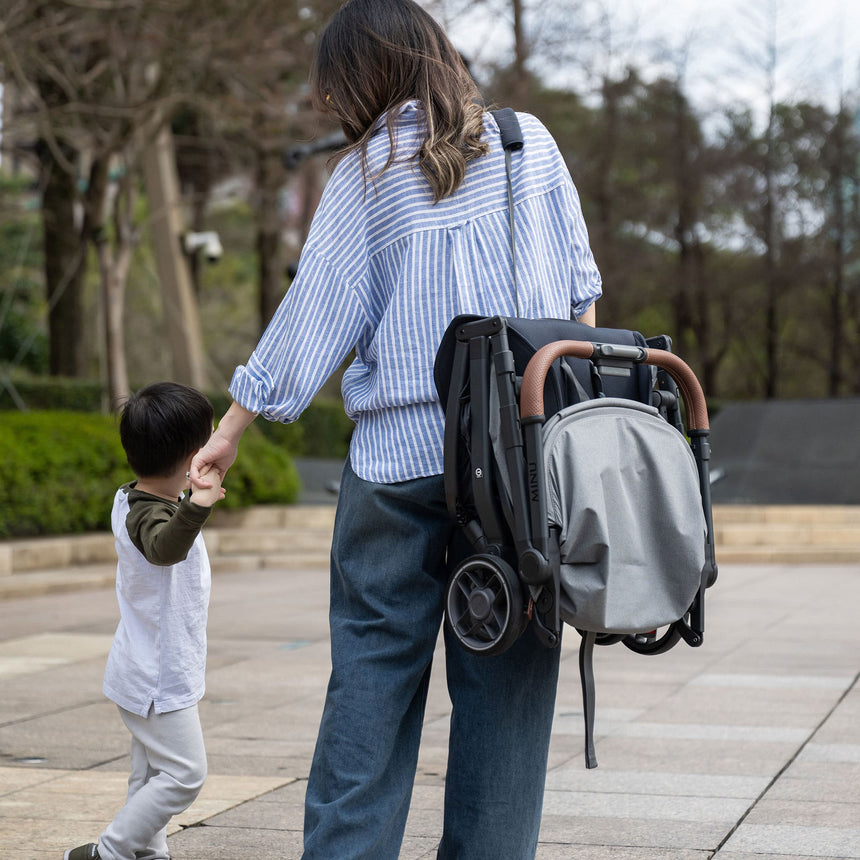 Poussette Minu V3 - Greyson-UPPAbaby-UPP-0803MINNAGRY-CLÉMENT